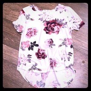 Beautiful and trendy floral top